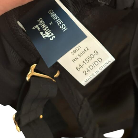 Gabifresh x Swimsuits For All Black Padded Swim Bikini Top 24 D/DD - Picture 3 of 3